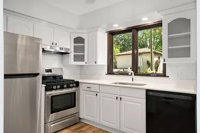 3018 James Avenue N, Minneapolis, MN 55411 - Photo 7