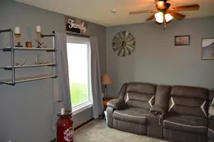 213 3rd Street W, Jasper, MN 56144 - Photo 5