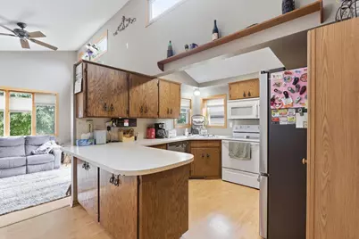 1107 Abbott Avenue N, Glencoe, MN 55336 - Photo 11
