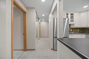 3420 Golfview Dr, Eagan, MN 55123 - Photo 3