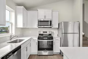 7698 Birch St, Clear Lake, MN 55319 - Photo 11