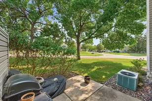 13460 60th Pl N, Plymouth, MN 55446 - Photo 31