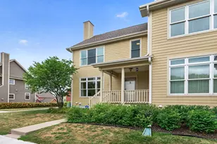 788 Cedar St, Saint Paul, MN 55103 - Photo 3