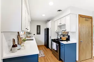 8502 Upper 206th St W, Lakeville, MN 55044 - Photo 9