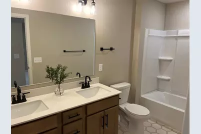 10398 McGregor Boulevard, Woodbury, MN 55129 - Photo 15