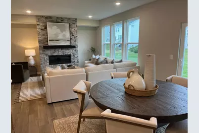 10398 McGregor Boulevard, Woodbury, MN 55129 - Photo 5