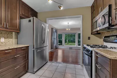 10206 Lakeview Drive W, Minnetonka, MN 55305 - Photo 11