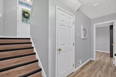 1667 Village Trail E #5, Maplewood, MN 55109 - Photo 33