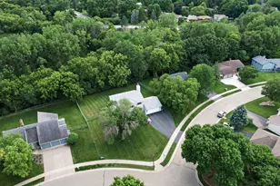 18425 Harrogate Dr, Eden Prairie, MN 55346 - Photo 69