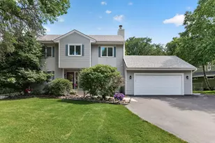 18425 Harrogate Dr, Eden Prairie, MN 55346 - Photo 7