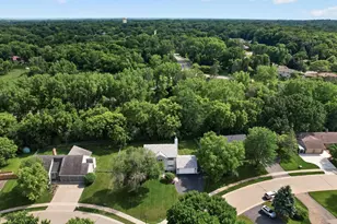 18425 Harrogate Dr, Eden Prairie, MN 55346 - Photo 61