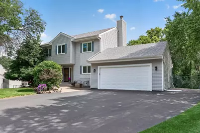 18425 Harrogate Drive, Eden Prairie, MN 55346 - Photo 5