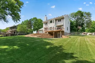 18425 Harrogate Dr, Eden Prairie, MN 55346 - Photo 53