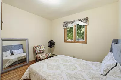 807 N Renville Street, Winthrop, MN 55396 - Photo 9