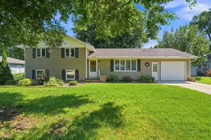 807 N Renville St, Winthrop, MN 55396 - Photo 1