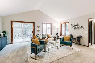 18701 Clear View Dr, Minnetonka, MN 55345 - Photo 7
