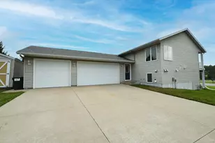 101 6th Ave N E, Elgin, MN 55932 - Photo 1