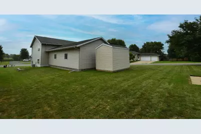 101 6th Avenue NE, Elgin, MN 55932 - Photo 9