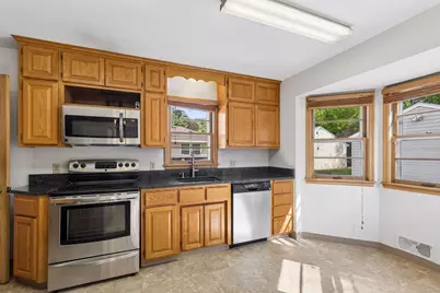 1554 Chamber Street, Saint Paul, MN 55106 - Photo 11