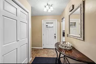 687 116th Ln NE, Blaine, MN 55434 - Photo 3