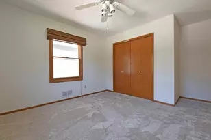2226 Pleasant View Dr, New Brighton, MN 55112 - Photo 15