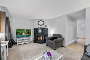 3253 Evergreen Dr, Eagan, MN 55121 - Photo 7