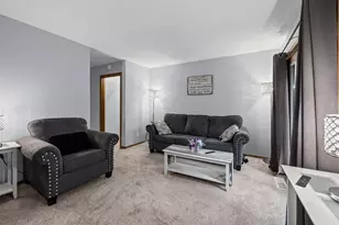 3253 Evergreen Dr, Eagan, MN 55121 - Photo 9