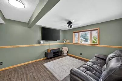 1910 3rd Avenue NE, Stewartville, MN 55976 - Photo 17