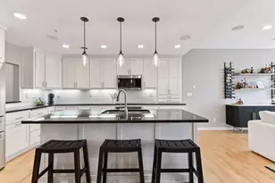 421 Willoughby Way W, Minnetonka, MN 55305 - Photo 17