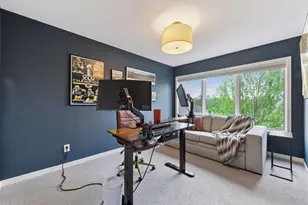 421 Willoughby Way W, Minnetonka, MN 55305 - Photo 35