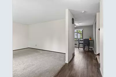 8305 69th Street S, Cottage Grove, MN 55016 - Photo 5