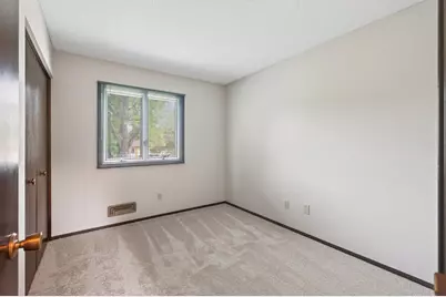 8305 69th Street S, Cottage Grove, MN 55016 - Photo 13