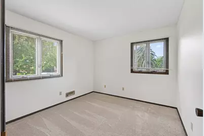 8305 69th Street S, Cottage Grove, MN 55016 - Photo 17
