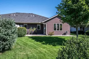 204 Ottawa Ave SE, Hutchinson, MN 55350 - Photo 21