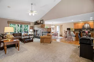 2221 White Pine Ct, Hudson, WI 54016 - Photo 9