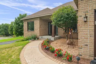 2221 White Pine Ct, Hudson, WI 54016 - Photo 3