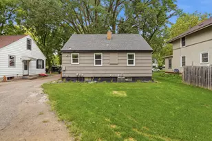 615 16th St SW, Willmar, MN 56201 - Photo 3