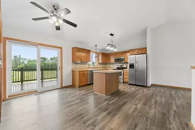 407 66th Street SW, Waverly, MN 55390 - Photo 5