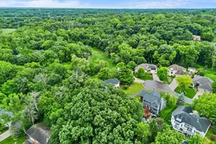6667 Moorland Dr, Eden Prairie, MN 55346 - Photo 37