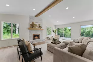 6667 Moorland Dr, Eden Prairie, MN 55346 - Photo 7