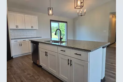 510 7th Street NW, New Richland, MN 56072 - Photo 11