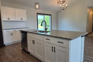 510 7th St NW, New Richland, MN 56072 - Photo 11