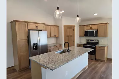 510 7th Street NW, New Richland, MN 56072 - Photo 9
