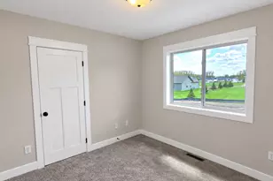 510 7th St NW, New Richland, MN 56072 - Photo 17