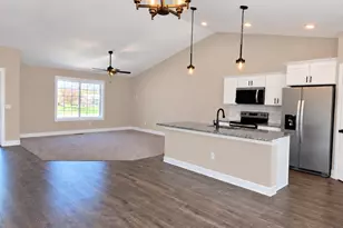 510 7th St NW, New Richland, MN 56072 - Photo 13