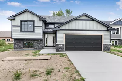 718 Margaret Avenue NE, Isanti, MN 55040 - Photo 13