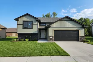 718 Margaret Ave NE, Isanti, MN 55040 - Photo 1