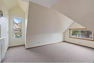 1931 E Superior Street, Duluth, MN 55812 - Photo 17