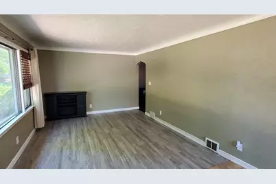 1696 Conway Street, Saint Paul, MN 55106 - Photo 9