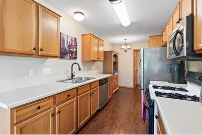 6193 Courtly Road #E, Woodbury, MN 55125 - Photo 19